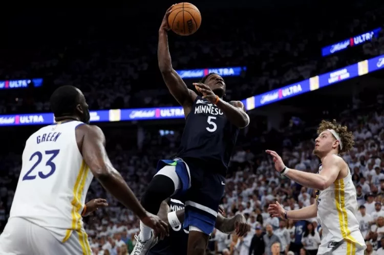 森林狼勇士双双三连败 爱德华兹独木难支 勇士残阵迎敌