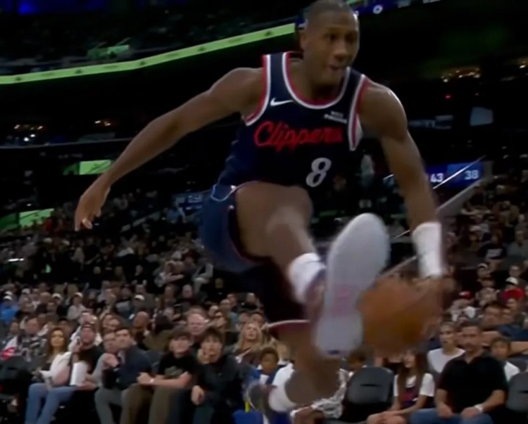 卢预言成真快船胜率过半 伦纳德EPM联盟第五扛起逆转 卢预言成真快船胜率过半 伦纳德EPM联盟第五扛起逆转