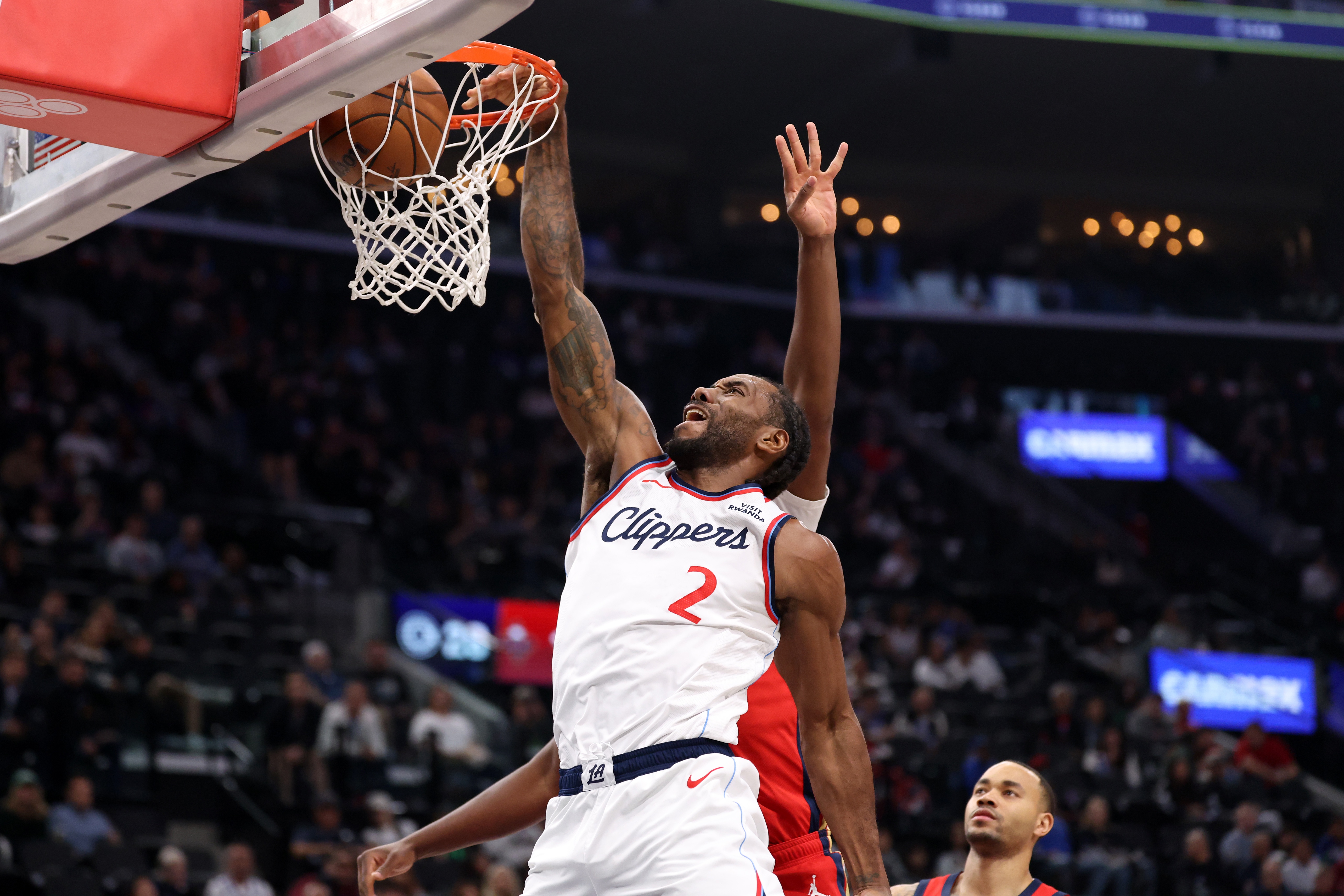 森林狼主场轻取魔术迎六连胜 雷霆大胜勇士巩固榜首