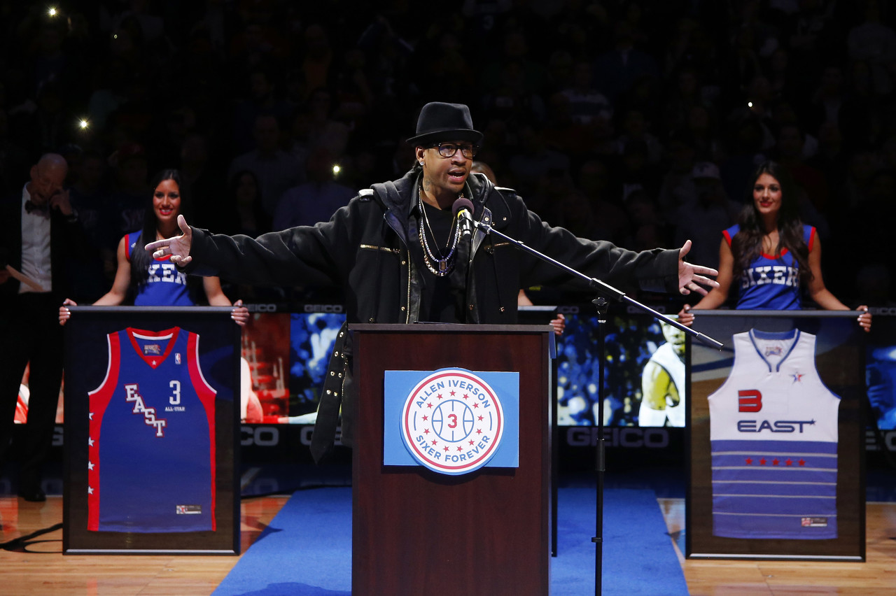 路威亲述艾弗森现象级人气 夜店女粉见其当场泪崩 路威亲述艾弗森现象级人气 夜店女粉见其当场泪崩