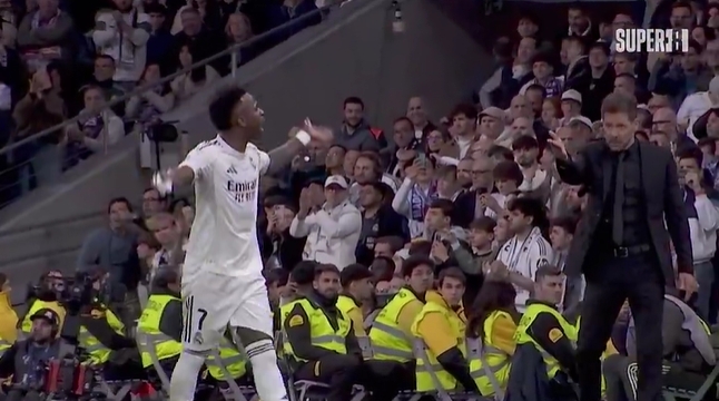 朗斯炮轰法甲赛程不公 桑乔今夏铁定离队 皇马医疗团队因姆巴佩被解雇 朗斯炮轰法甲赛程不公 桑乔今夏铁定离队 皇马医疗团队因姆巴佩被解雇