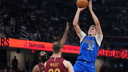 独行侠客场复仇骑士 弗拉格27+10主导 米切尔26+11难救主