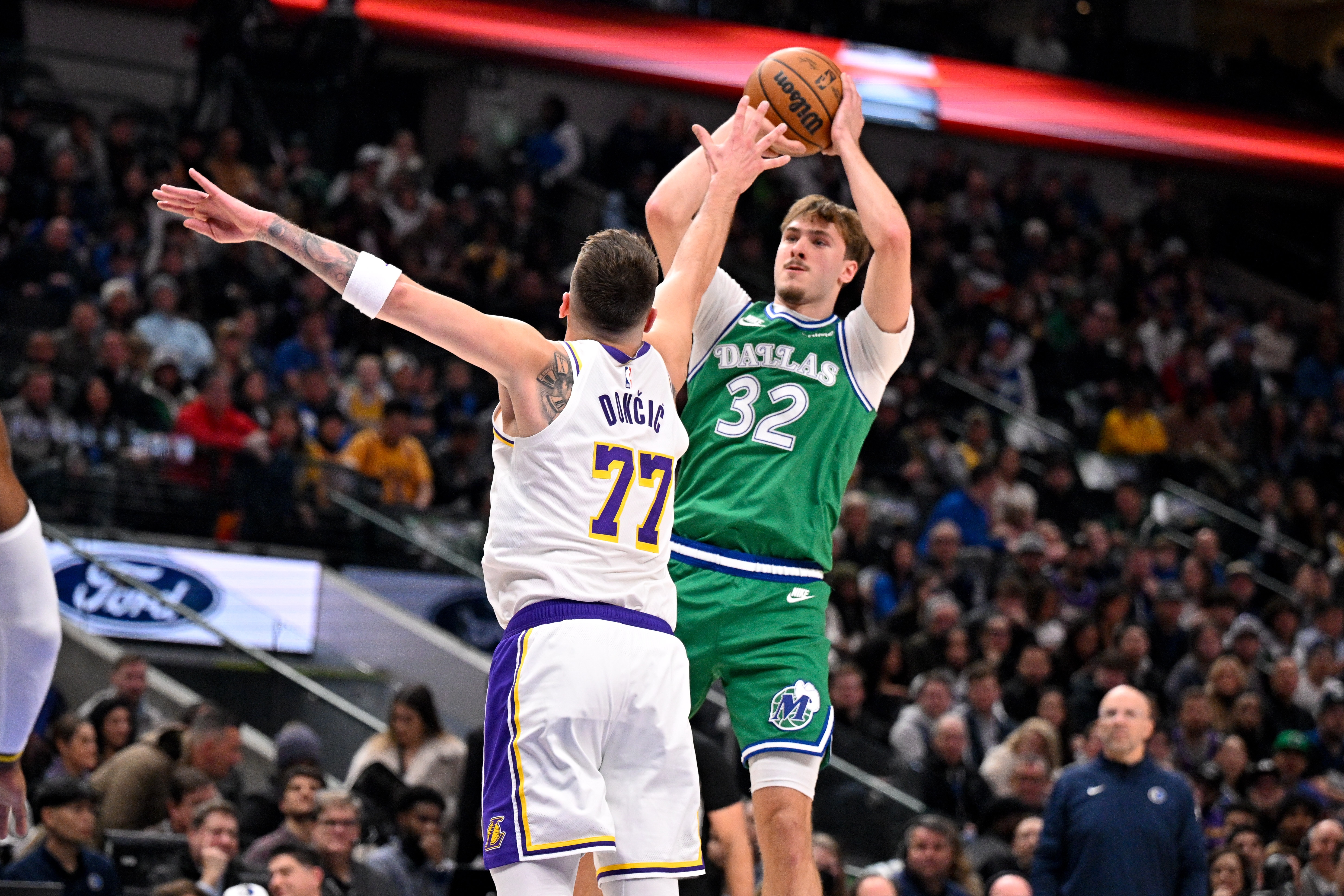 弗拉格空砍32+9 青少年30+场次超东契奇独占历史第三