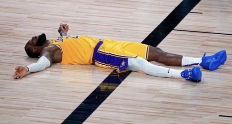 太阳孤注一掷组三巨头 透支未来换比尔代价几何 太阳孤注一掷组三巨头 透支未来换比尔代价几何