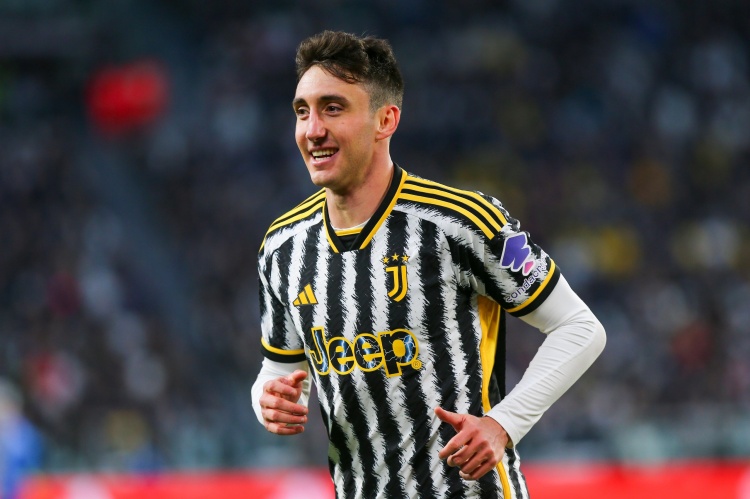 巴萨锁定尤文左闸坎比亚索 5000万欧标价成关键