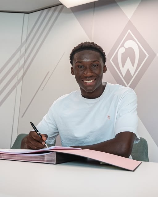 切尔西锁定不莱梅18岁德国中卫库利巴利 德转身价2200万欧