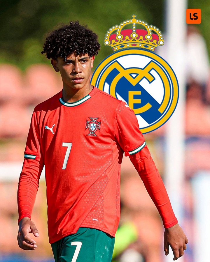 C罗长子现身皇马青训营 随U16梯队训练 C罗长子现身皇马青训营 随U16梯队训练