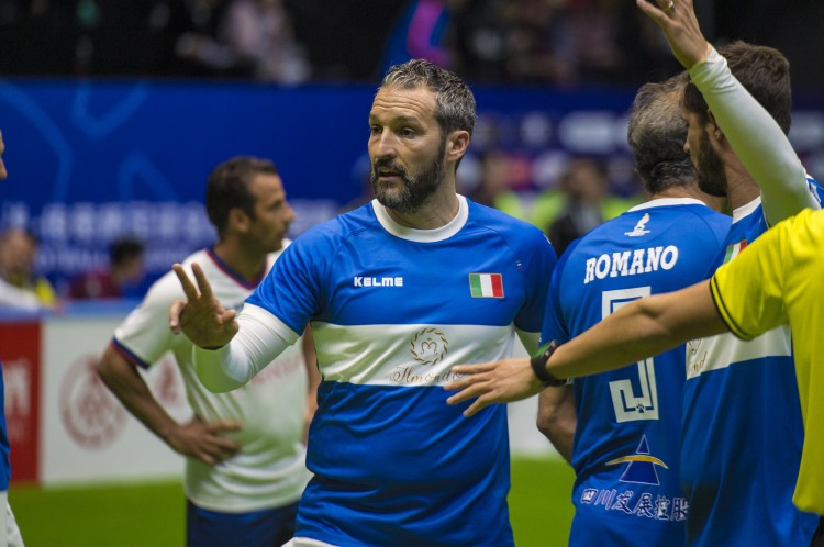 赞布罗塔评魔笛40岁外星人身体 呼吁米兰续约传奇 赞布罗塔评魔笛40岁外星人身体 呼吁米兰续约传奇