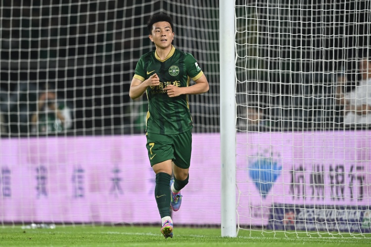 陶强龙中超百场里程碑 01年龄段第一人 陶强龙中超百场里程碑 01年龄段第一人