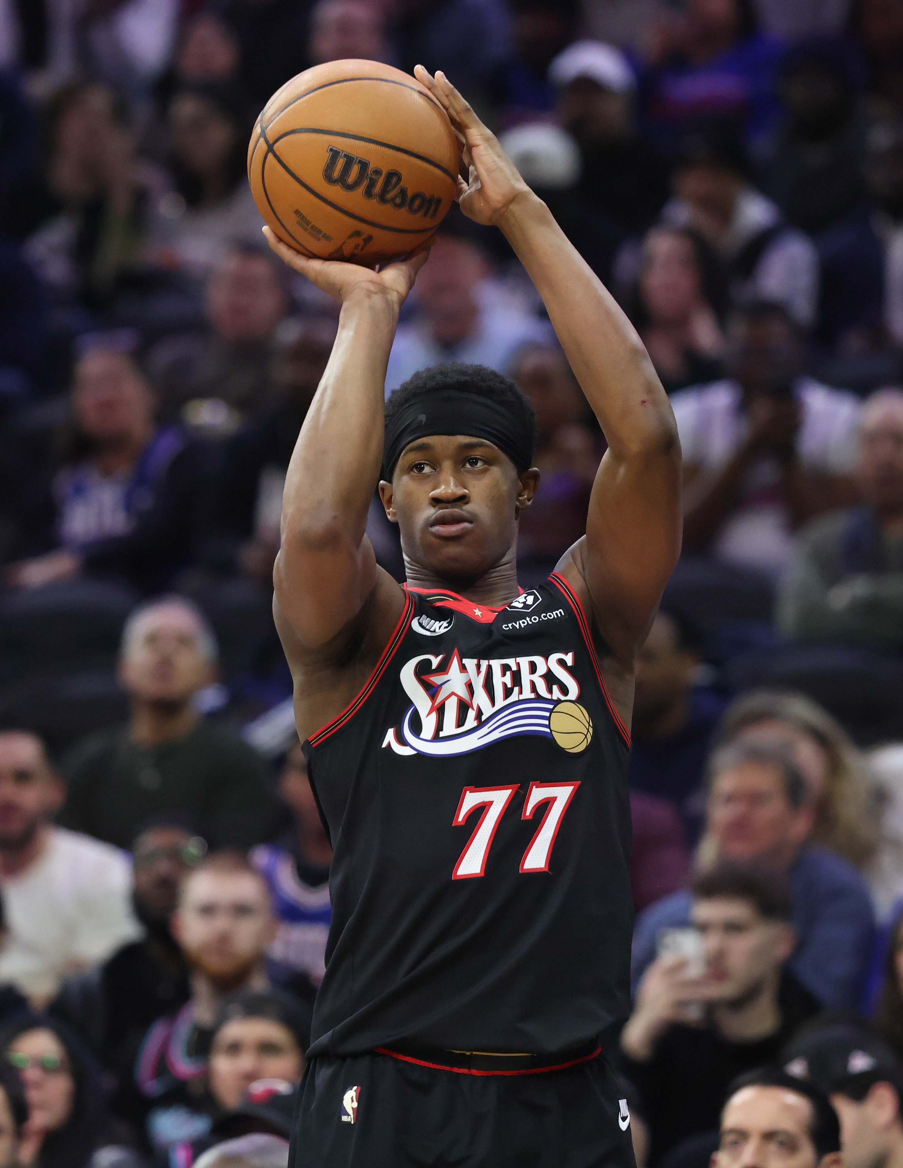 探花郎埃奇库姆持续暴走 近四战场均29+8+6 三分准星近五成