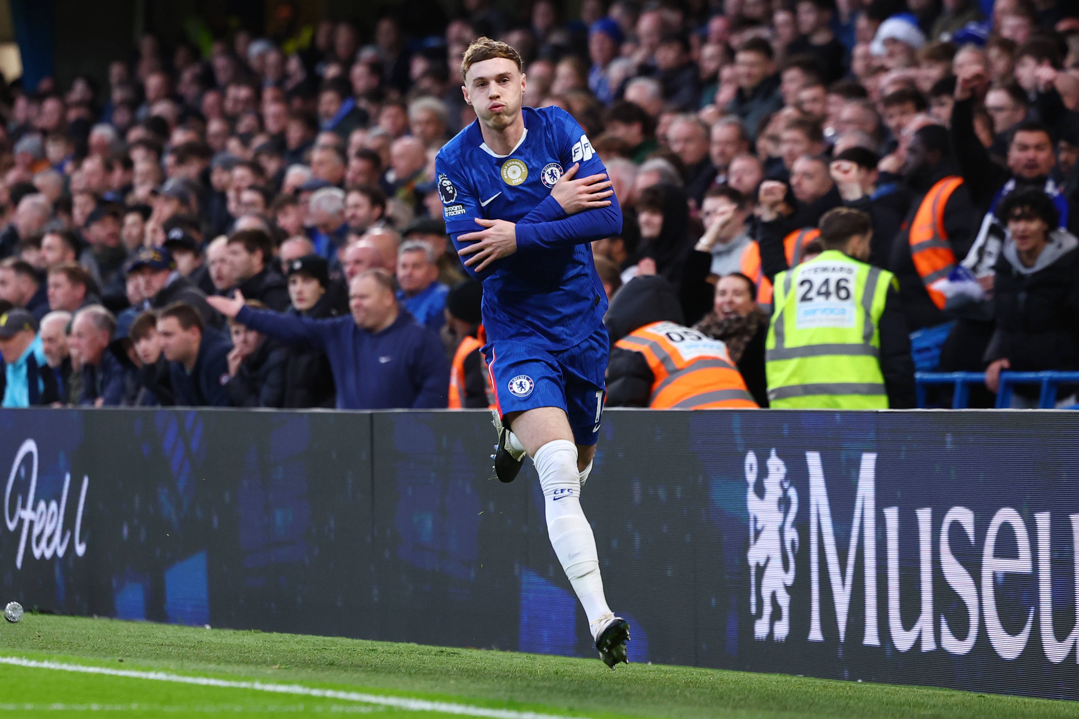 帕尔默自认切尔西FIFA第一人 点名库库雷利亚可改踢前锋 帕尔默自认切尔西FIFA第一人 点名库库雷利亚可改踢前锋