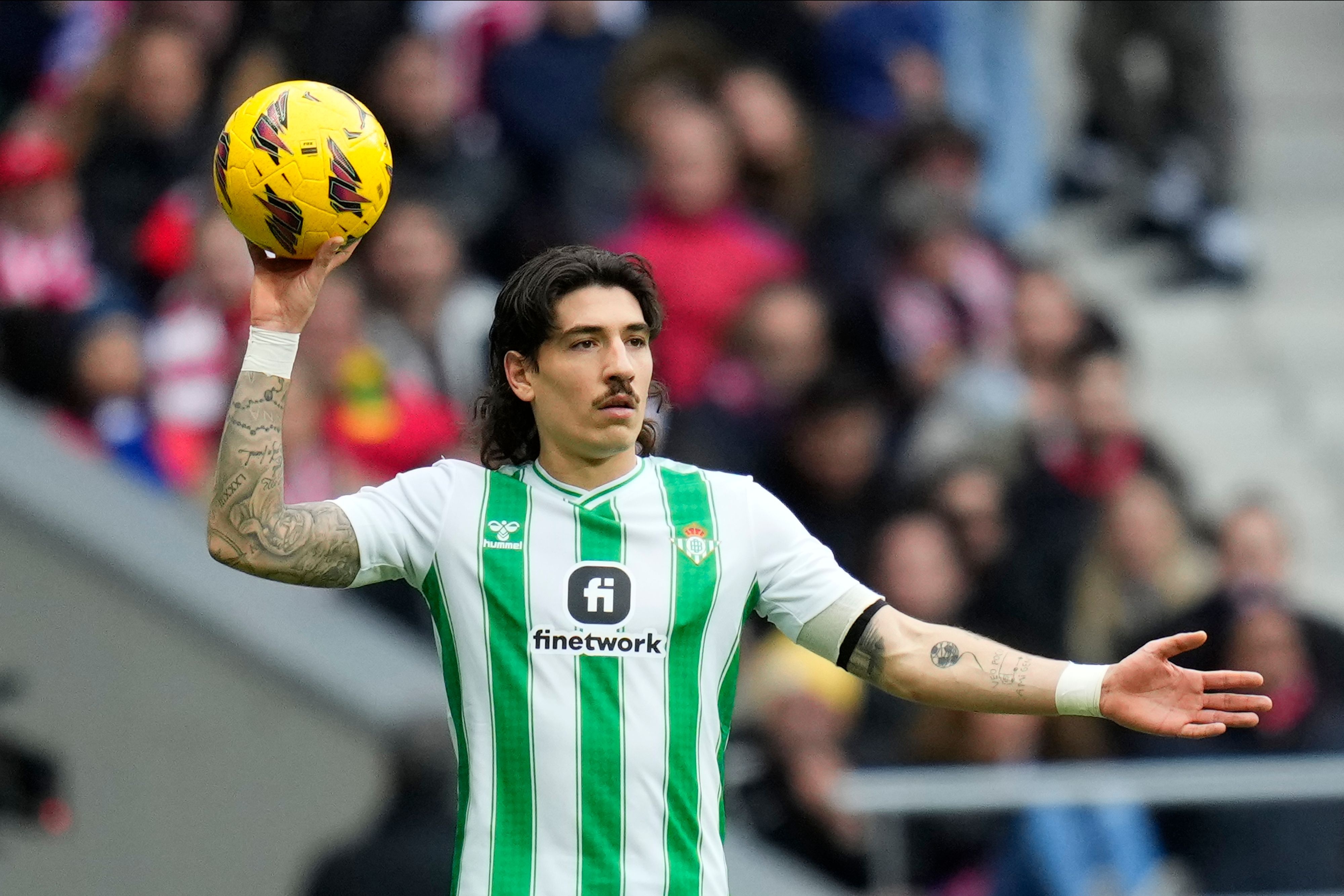 贝莱林专访：贝蒂斯是港湾 温格信任改变生涯轨迹