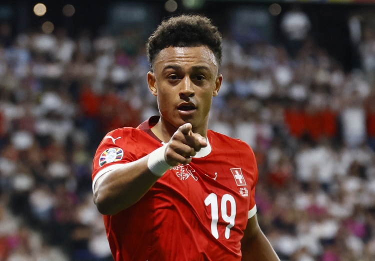 恩多耶回应国米那不勒斯传闻 称英超很开心赛季后再看