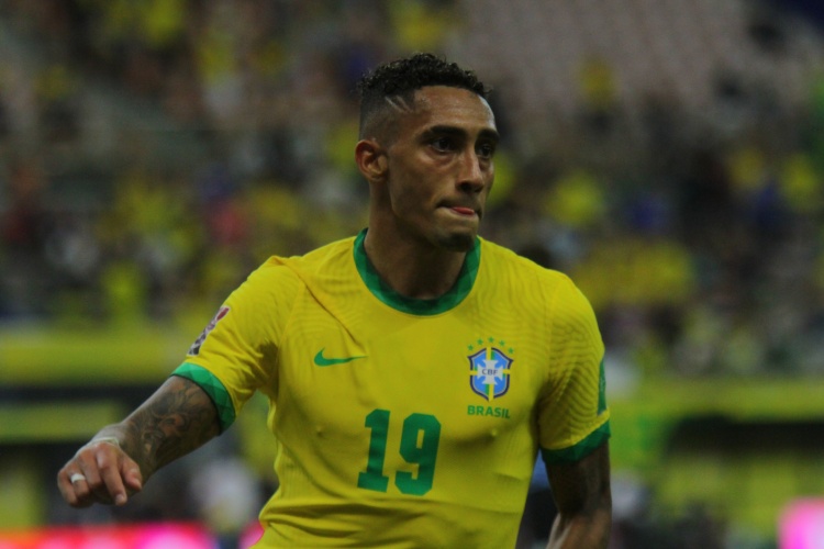 拉菲尼亚伤缺五周巴萨欧冠告急 跨洲友谊赛再成俱乐部噩梦 拉菲尼亚伤缺五周巴萨欧冠告急 跨洲友谊赛再成俱乐部噩梦