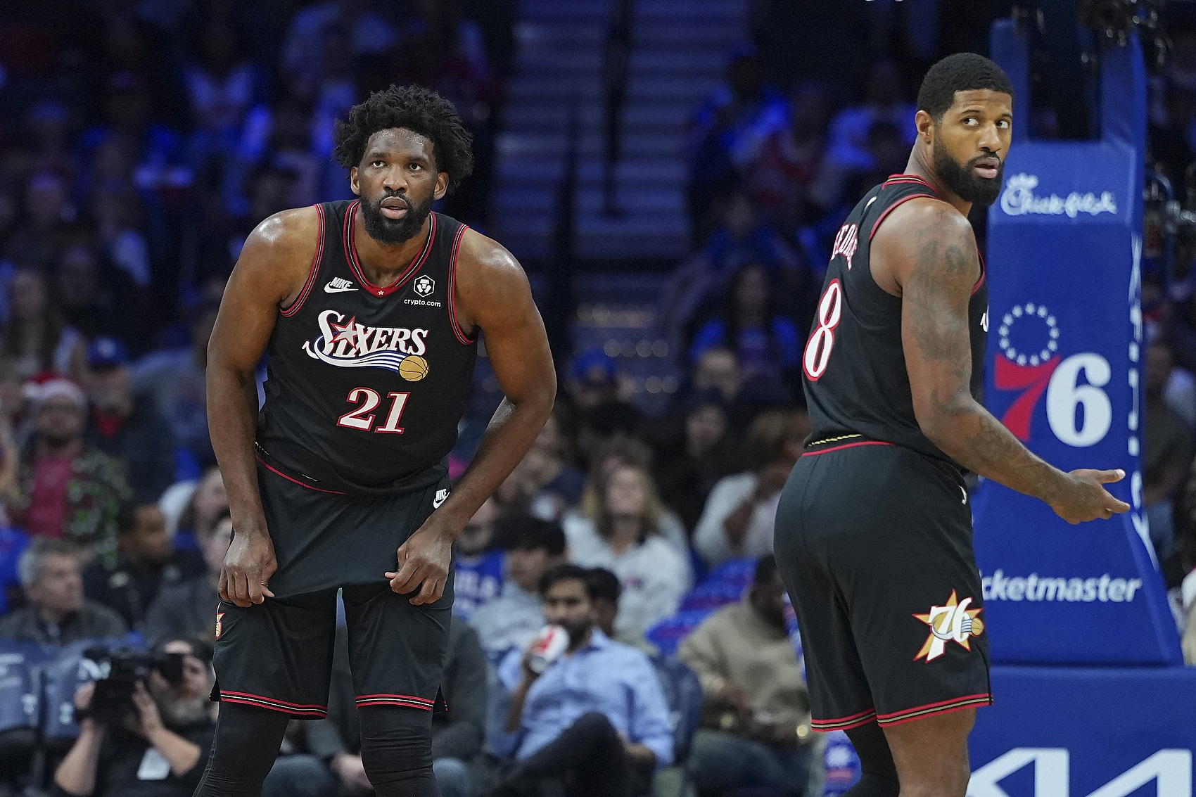 尼克·杨炮轰76人虚假繁荣 出轨论讽其季后赛必掉链子