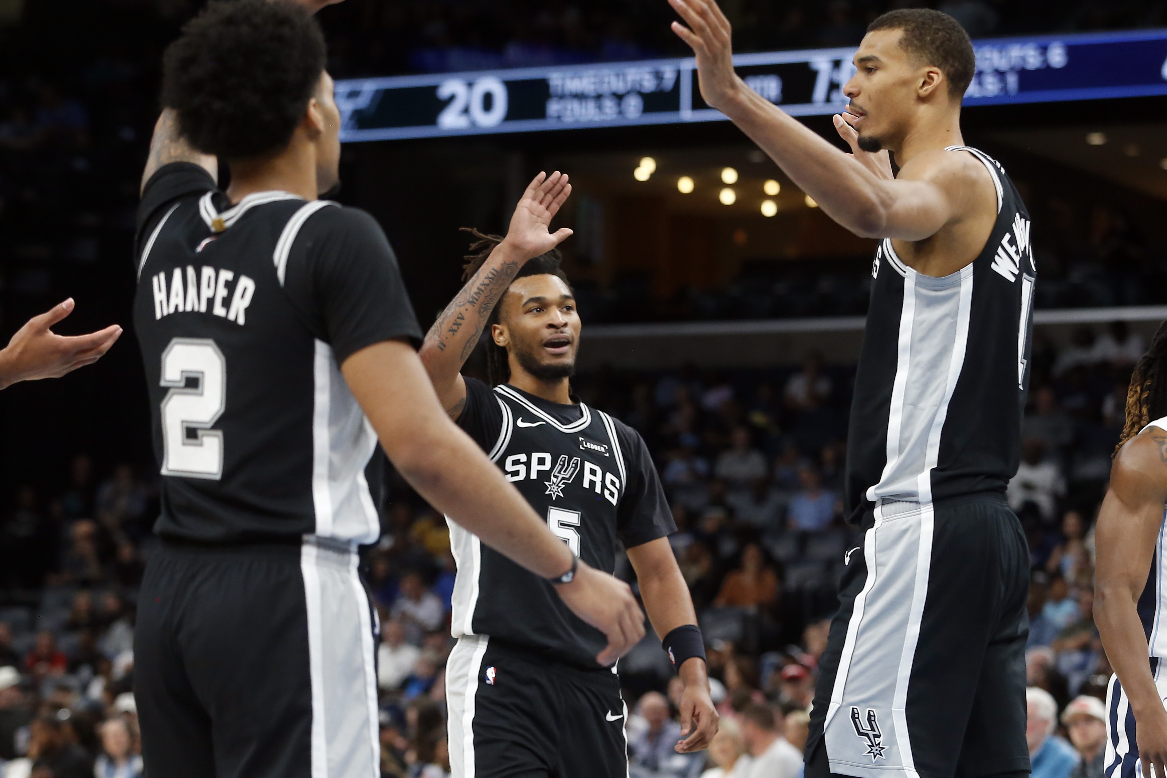 纳什评文班MVP之争:交锋优势非决定因素 赛季整体表现才是关键 纳什评文班MVP之争:交锋优势非决定因素 赛季整体表现才是关键