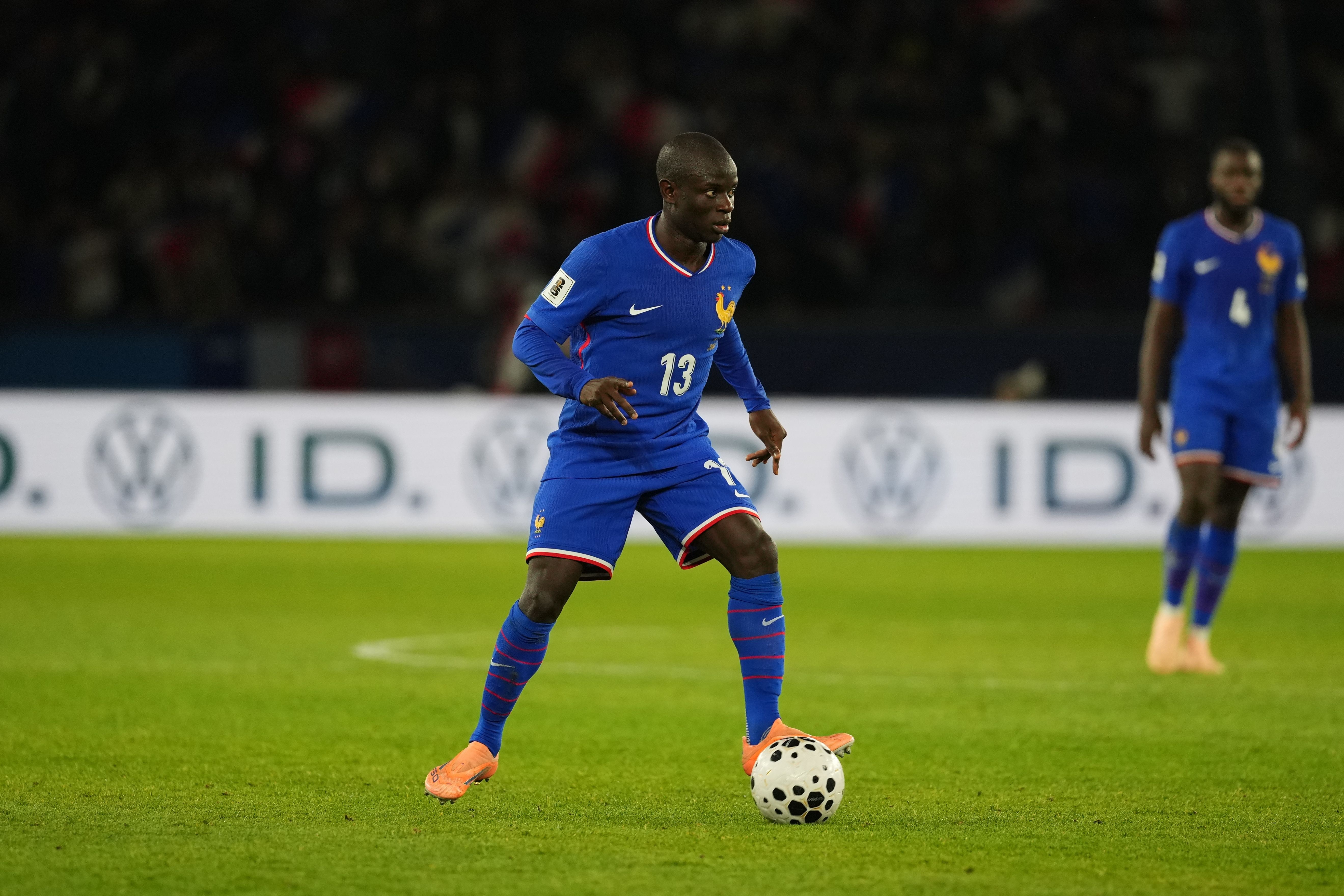 35岁坎特满场飞奔6抢断 任队长率法国擒哥伦比亚 35岁坎特满场飞奔6抢断 任队长率法国擒哥伦比亚