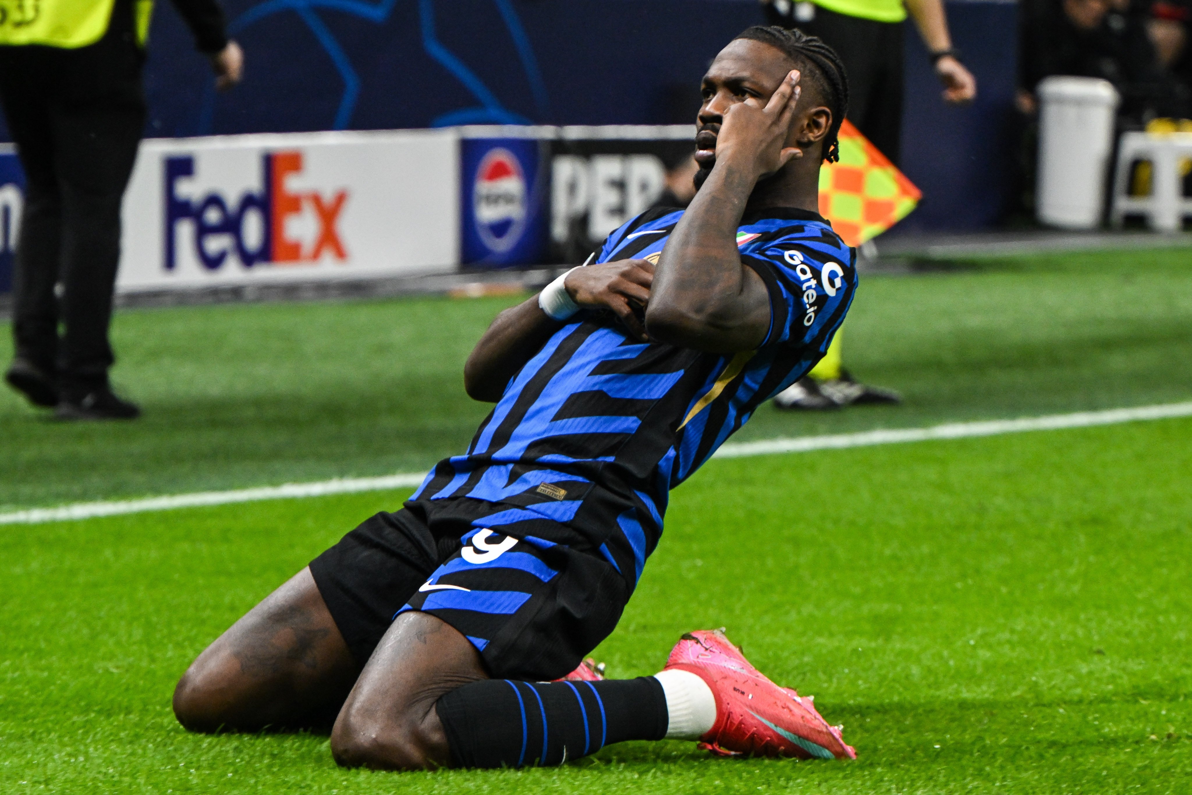 佩杜拉曝国米锋线重组方案 售小图拉姆或引卢克曼式前锋