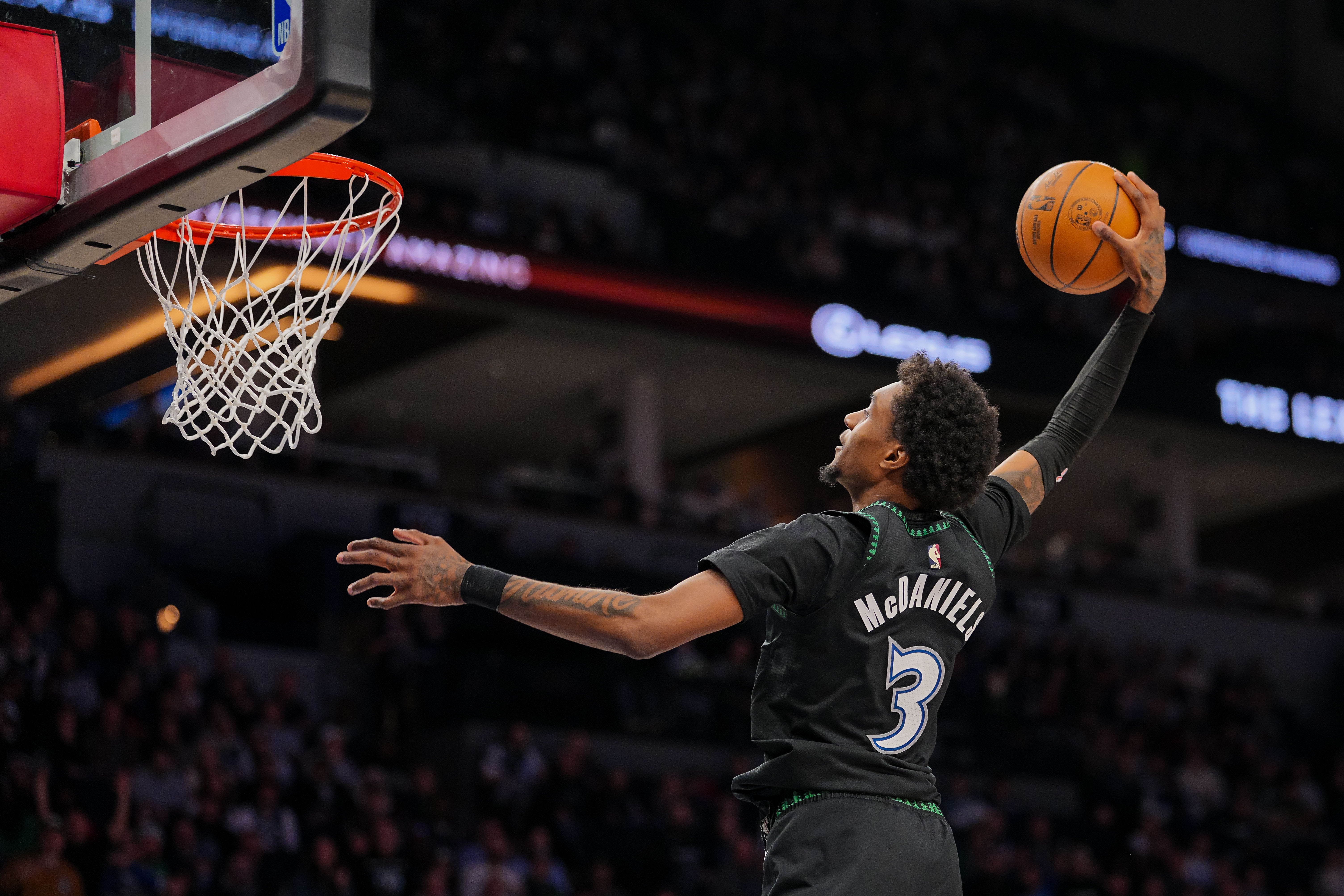 森林狼锋线麦克丹尼尔斯伤情更新 无需手术目标季后赛复出