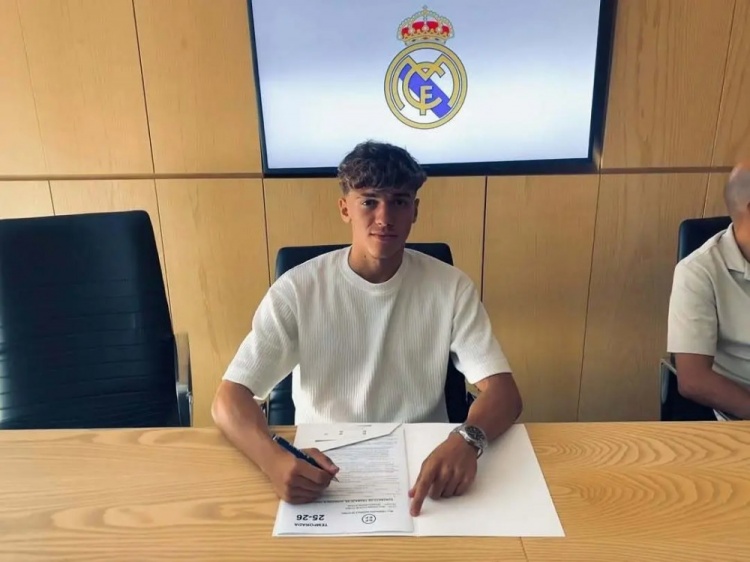 皮塔奇连续首发创纪录 皇马B队中场成欧冠新发现 皮塔奇连续首发创纪录 皇马B队中场成欧冠新发现