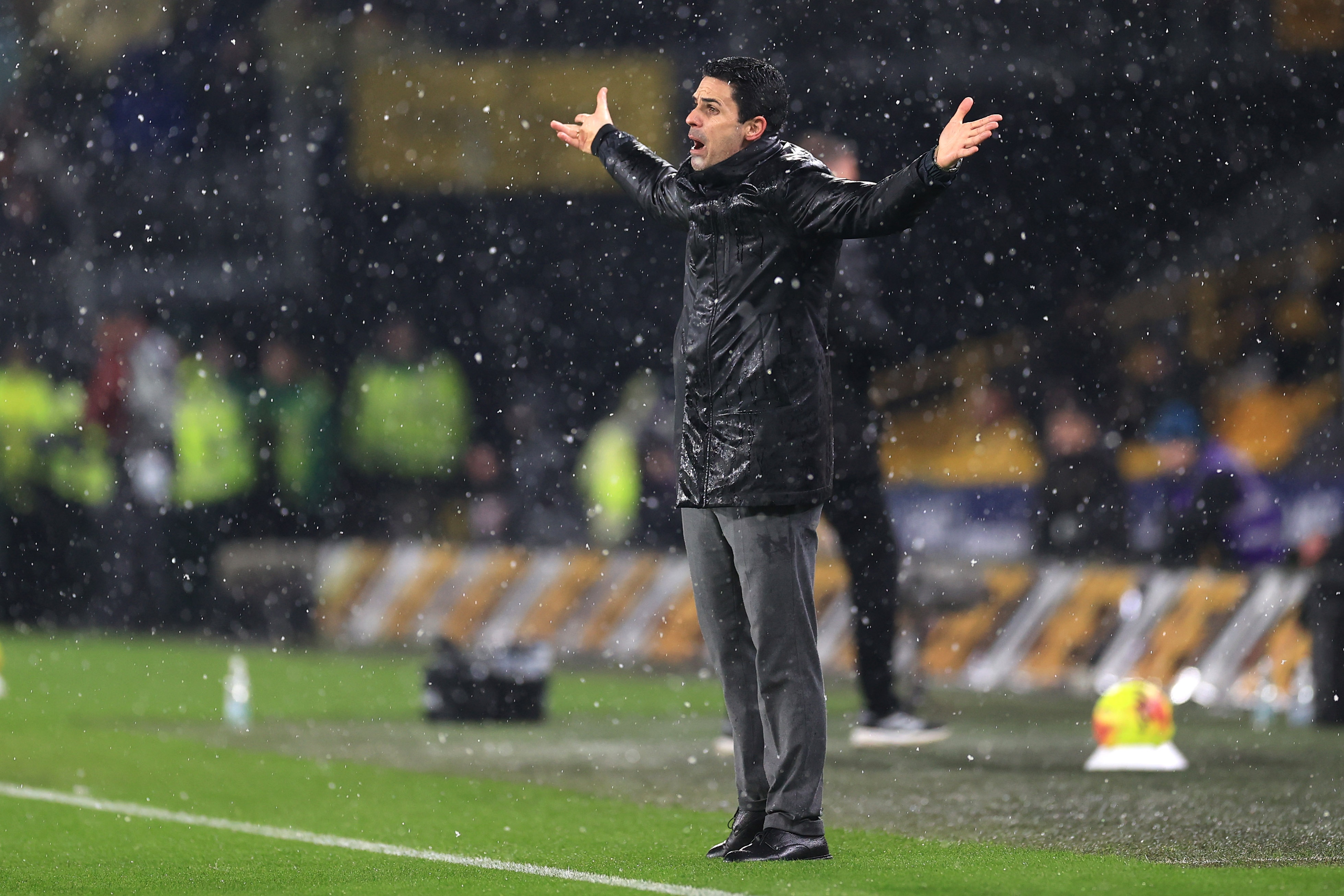 英超欧冠集体折戟 天价引援与架构混乱成病灶