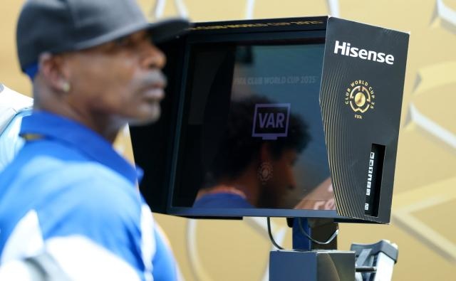 VAR划线透视学争议 技术复盘中国女足制胜球 VAR划线透视学争议 技术复盘中国女足制胜球