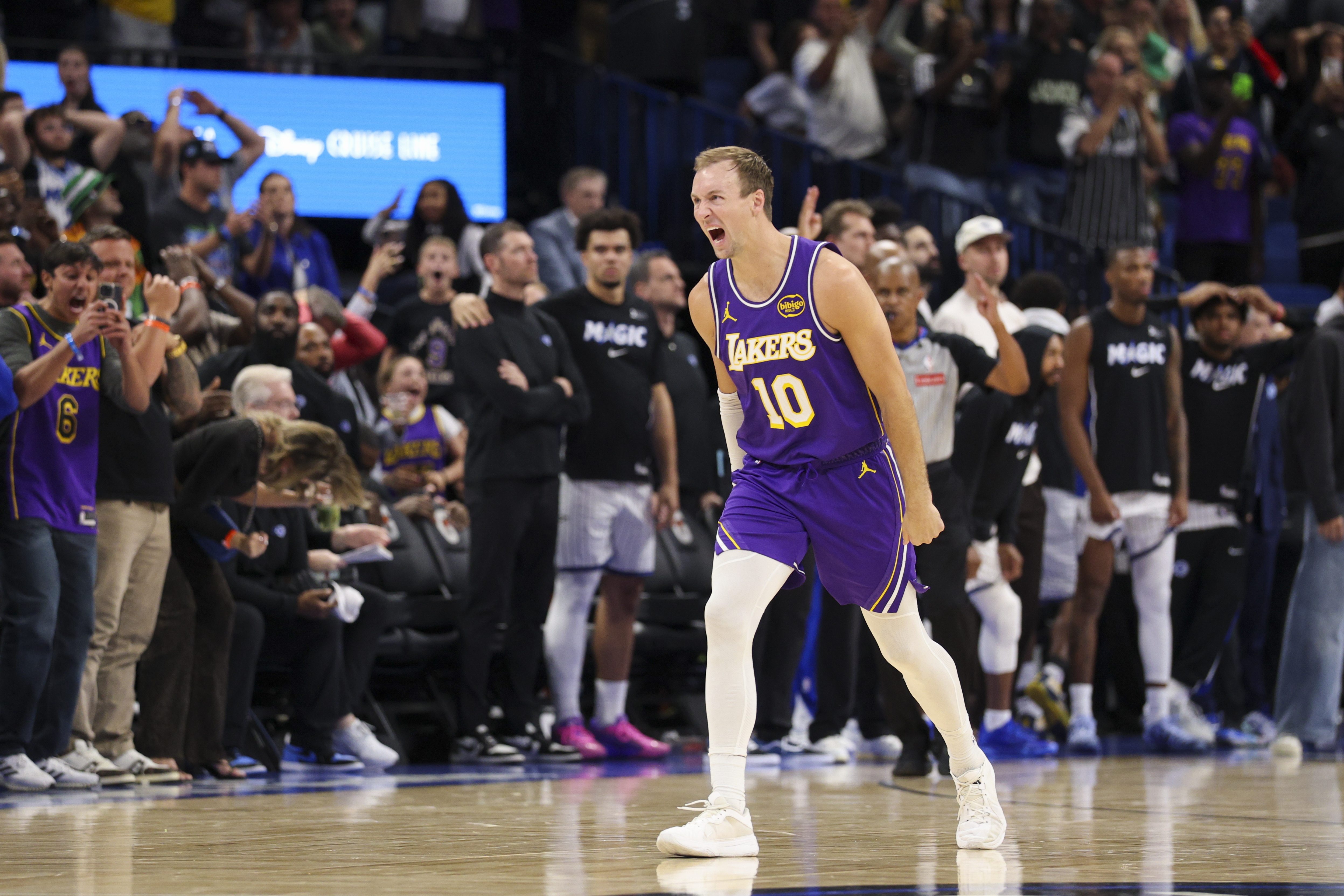 肯纳德高效19分助湖人轻取奇才 赛后坦言享受融入过程