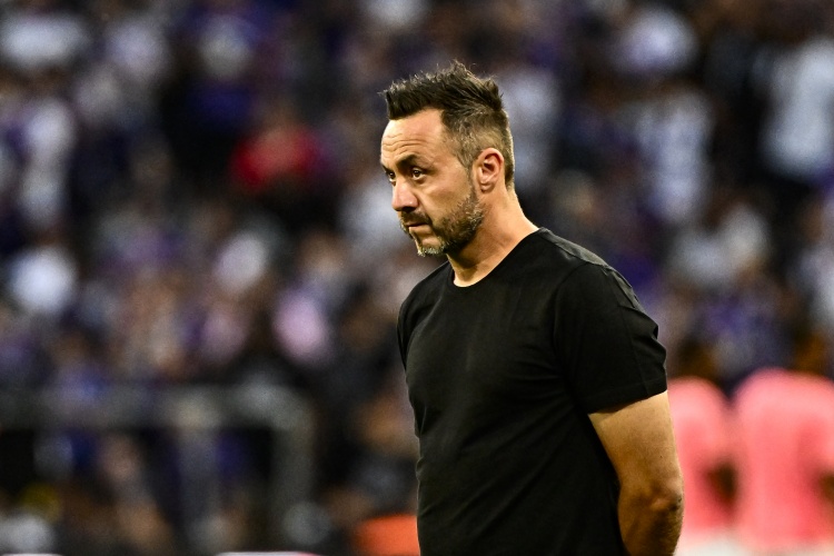 德泽尔比五年长约入主热刺 合同含巨额保级奖金条款