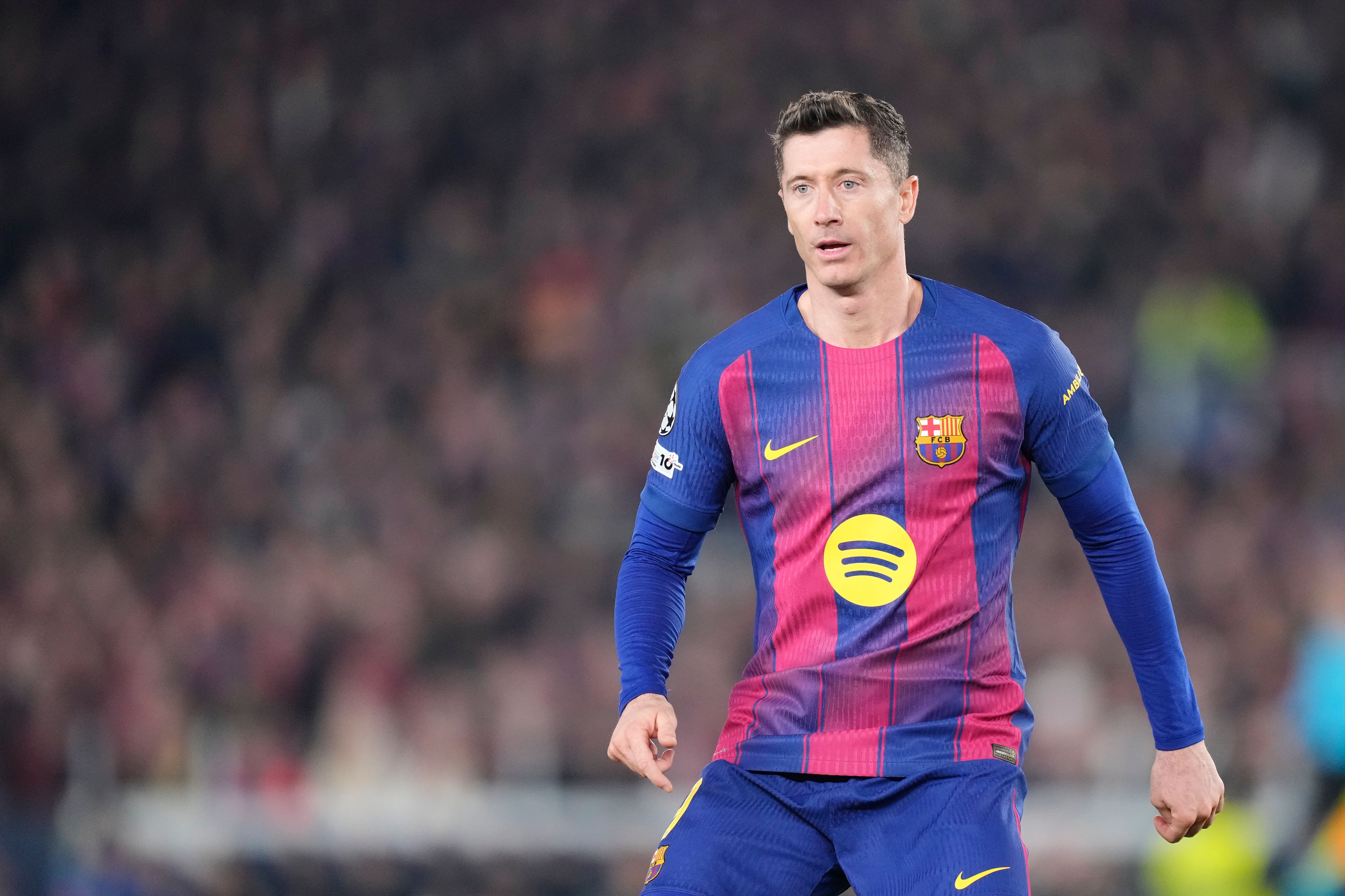 尤文锁定莱万为锋线头号目标 波兰人决定期延至四月末