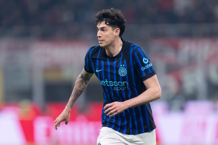 巴萨左中卫升级计划 巴斯托尼成头号目标 克里斯滕森或离队