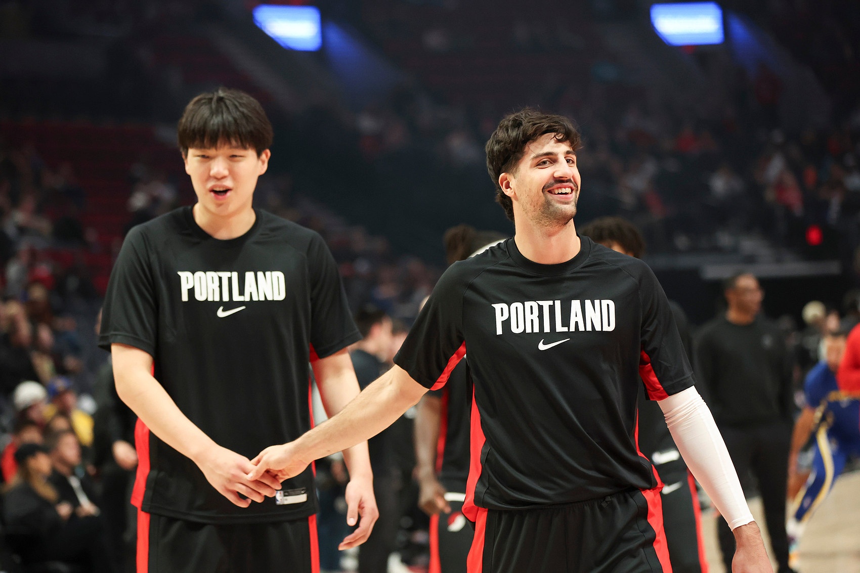 开拓者新老板邓顿完成收购 更衣室喊话球队远未达预期高度 开拓者新老板邓顿完成收购 更衣室喊话球队远未达预期高度