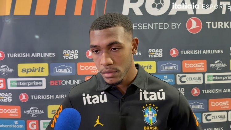 拉扬首秀回应罗马里奥盛赞 巴西友谊赛3比1胜克罗地亚 拉扬首秀回应罗马里奥盛赞 巴西友谊赛3比1胜克罗地亚