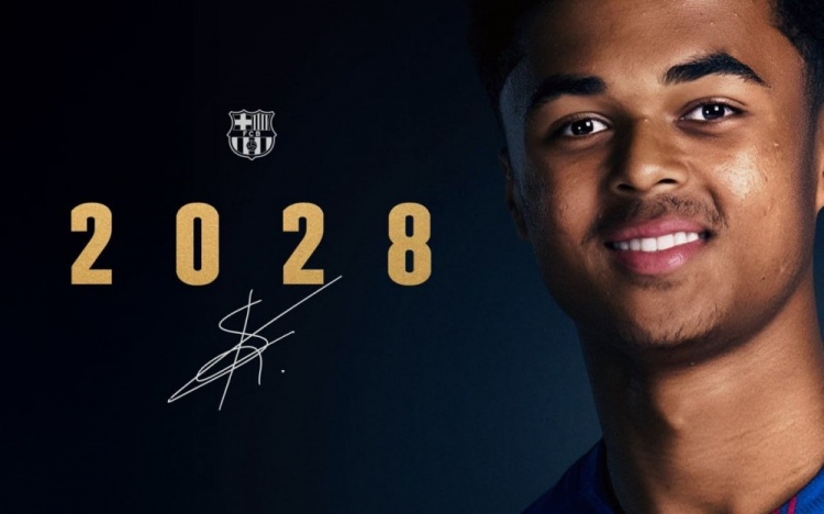 巴萨B队官宣续约克鲁伊维特之子 18岁边锋新约至2028