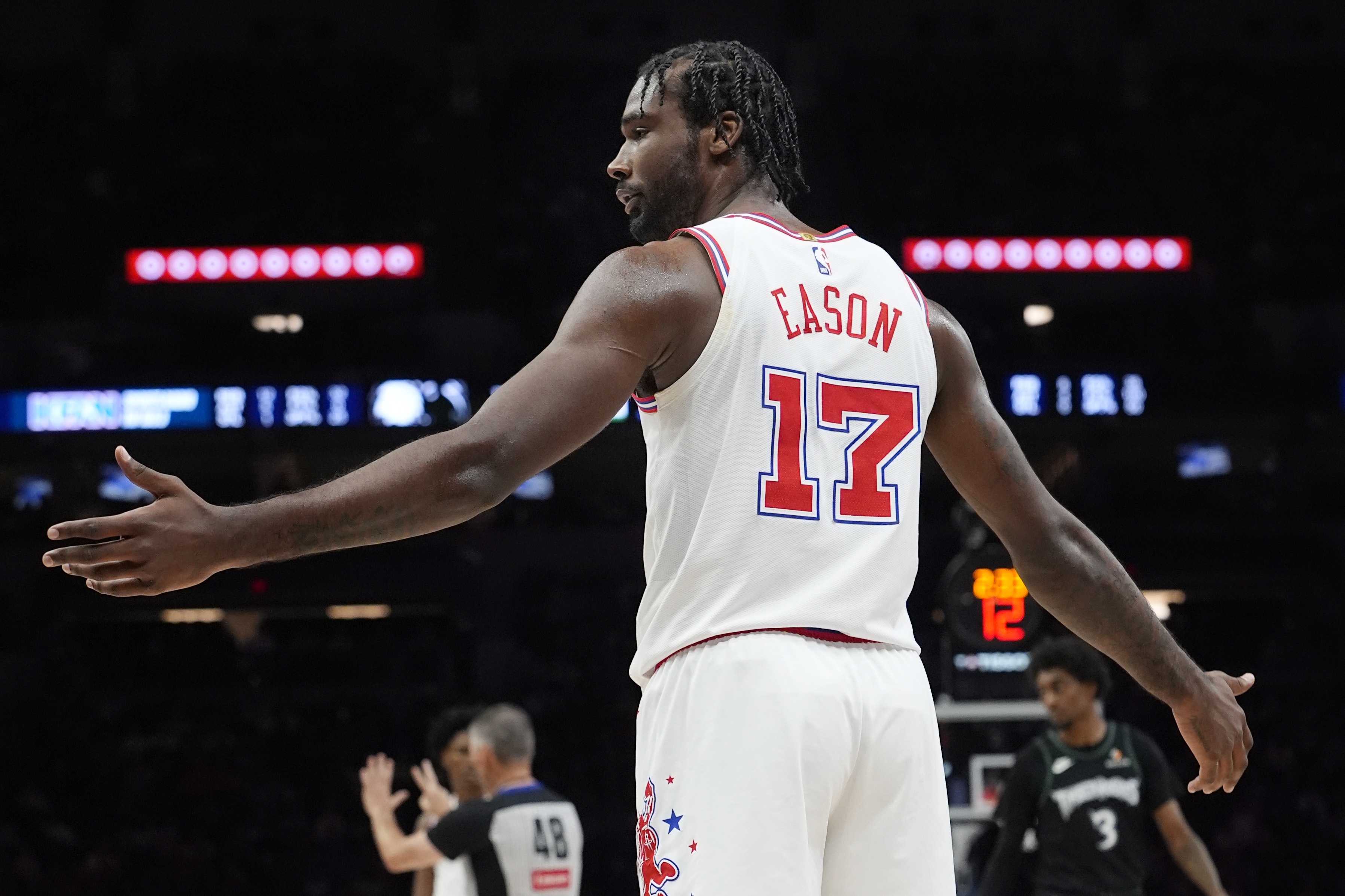 湖人休赛期引援方向明确 瞄准运动型攻防侧翼