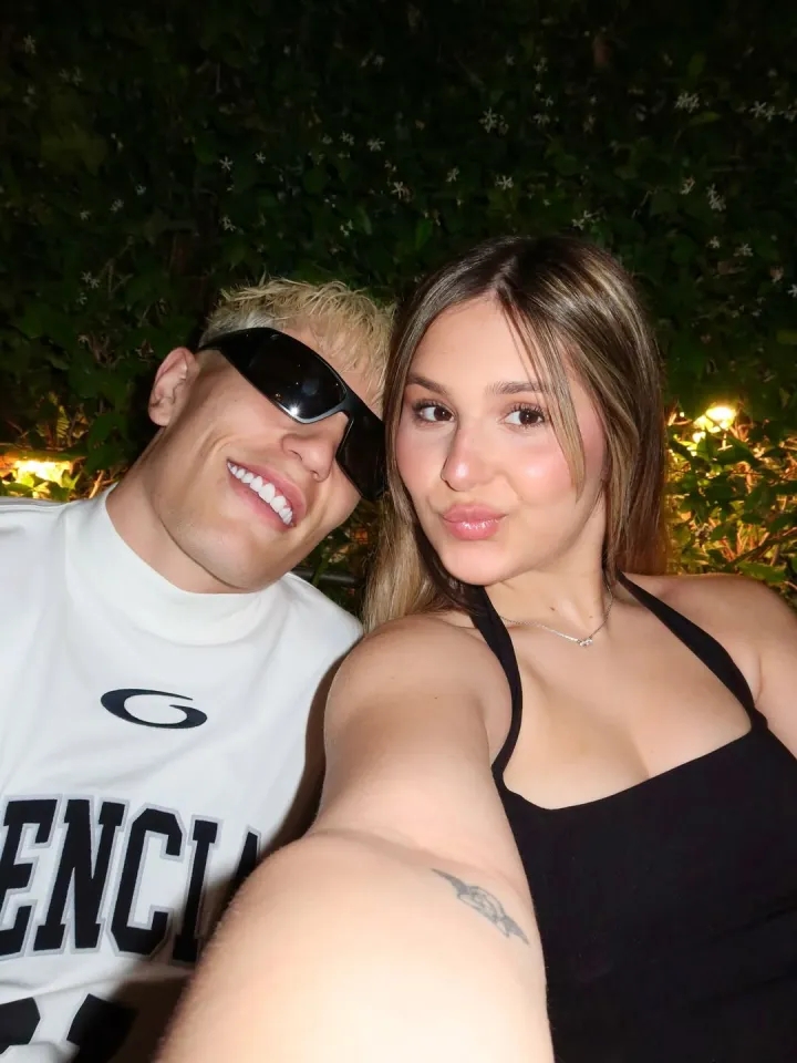 加纳乔社媒现新恋情线索 与西班牙网红同游并赠无限额信用卡 加纳乔社媒现新恋情线索 与西班牙网红同游并赠无限额信用卡