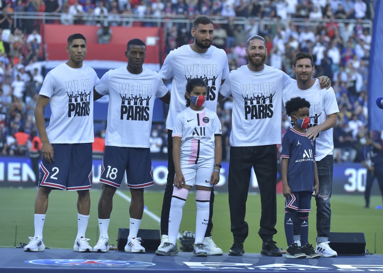 阿什拉夫直言梅西加盟改变巴黎战术 坦言自身角色受限