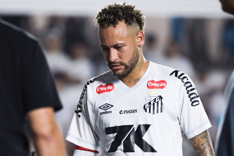 内马尔南美杯出战成疑 桑托斯计划因停赛被打乱