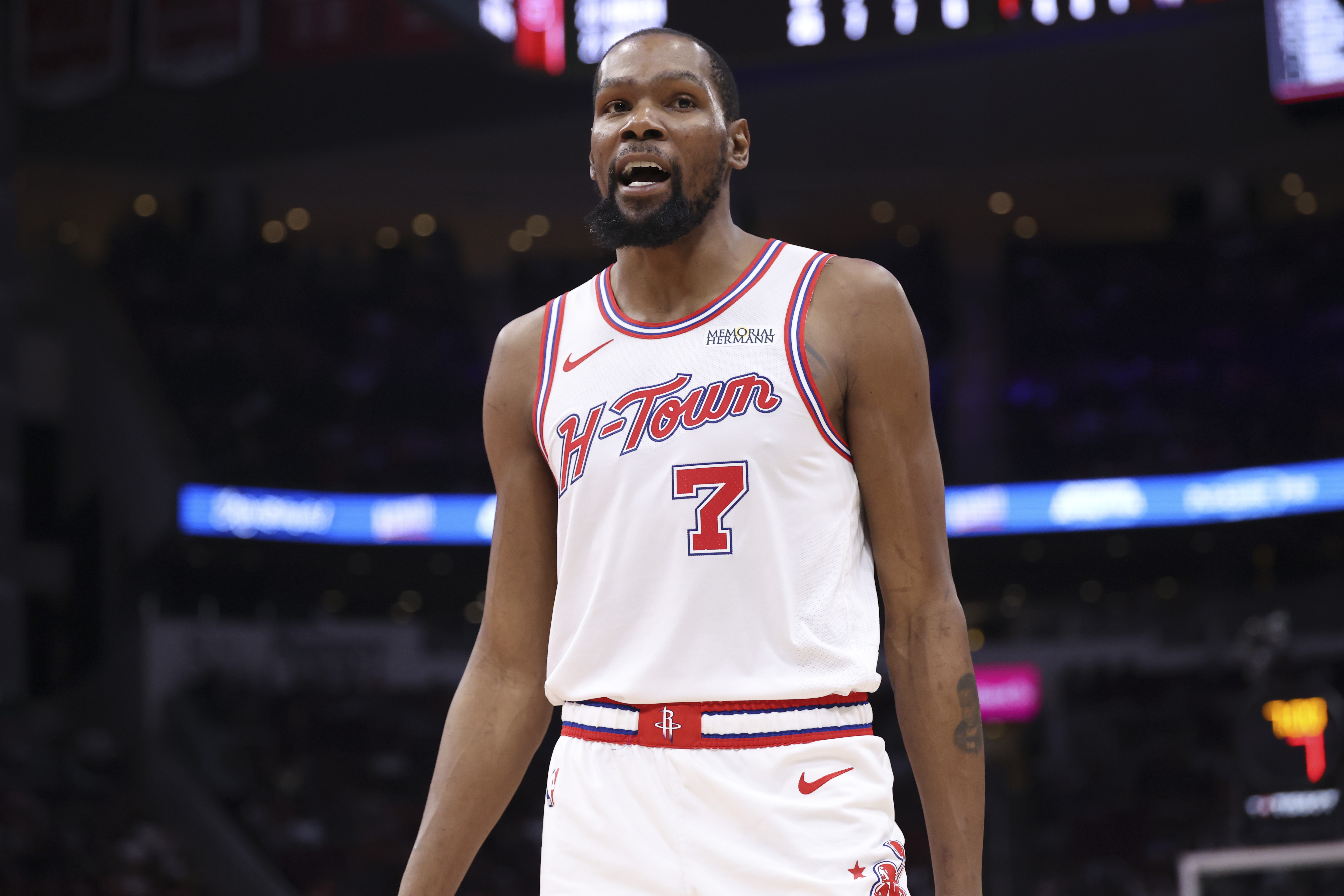 阿努诺比七记三分轰31分 力压杜兰特贝恩当选单日最佳