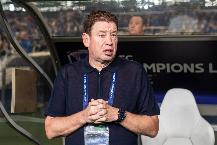 斯卢茨基详解国脚归队状态 申花备战直面FIFA病毒