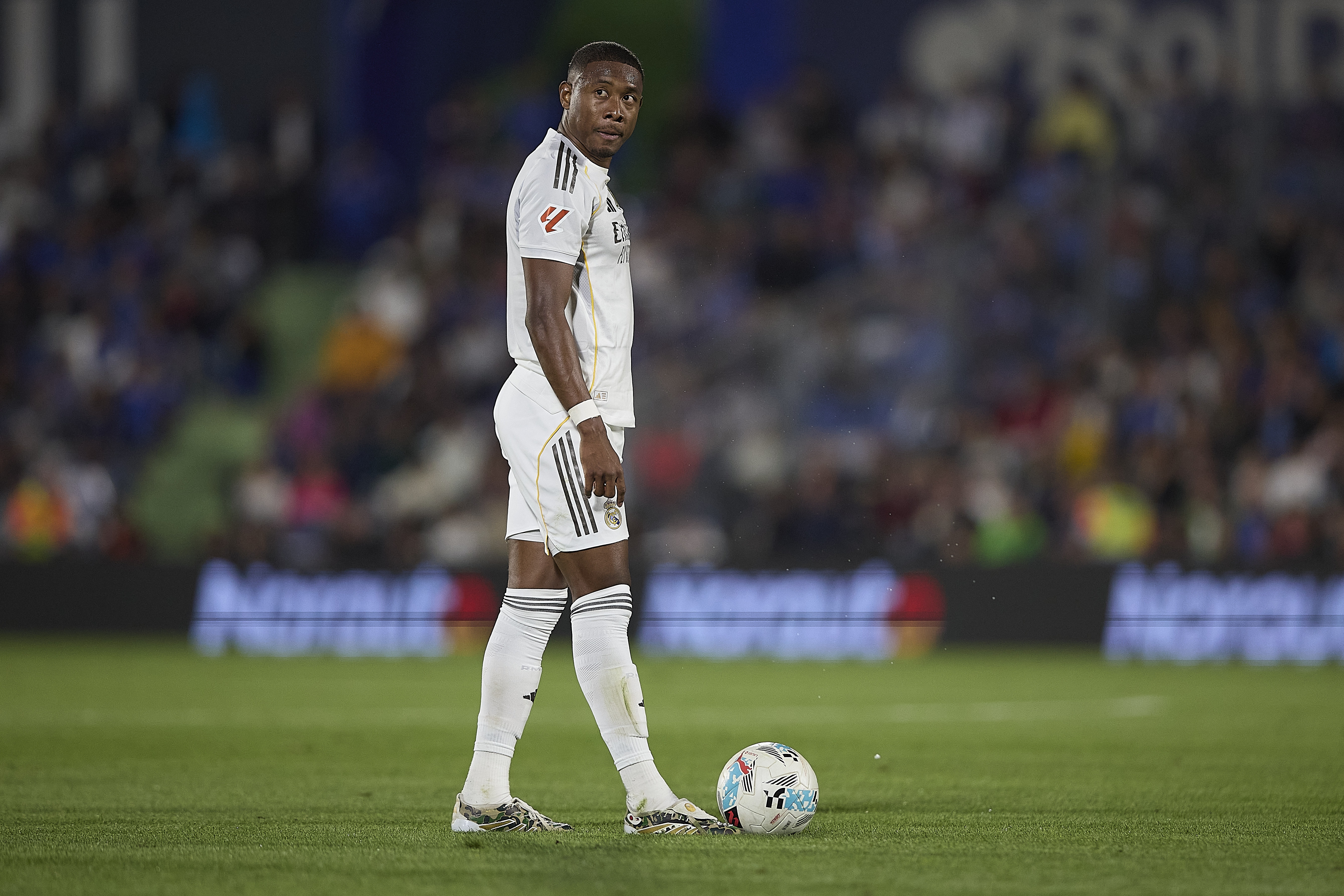 阿拉巴伤后状态成疑 欧冠战旧主前景不明 皇马续约可能性低