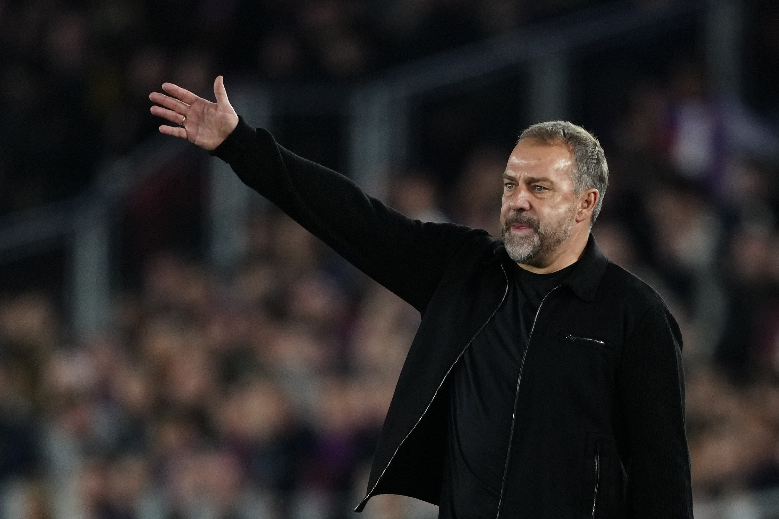 弗里克执教巴萨300球里程碑 107场并列队史第三快