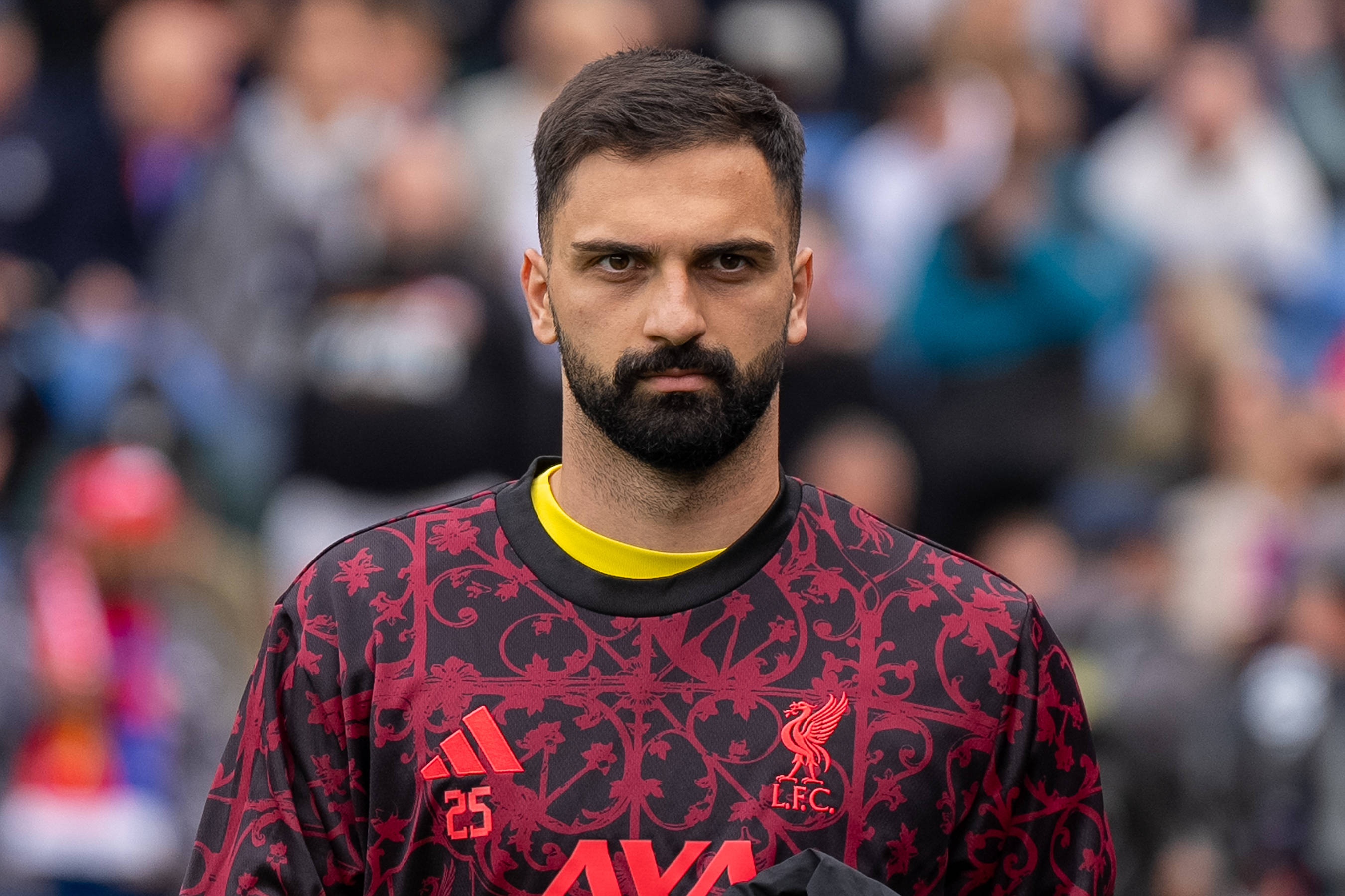 马马达什维利临危受命 王子公园之战成红军门将传承关键节点