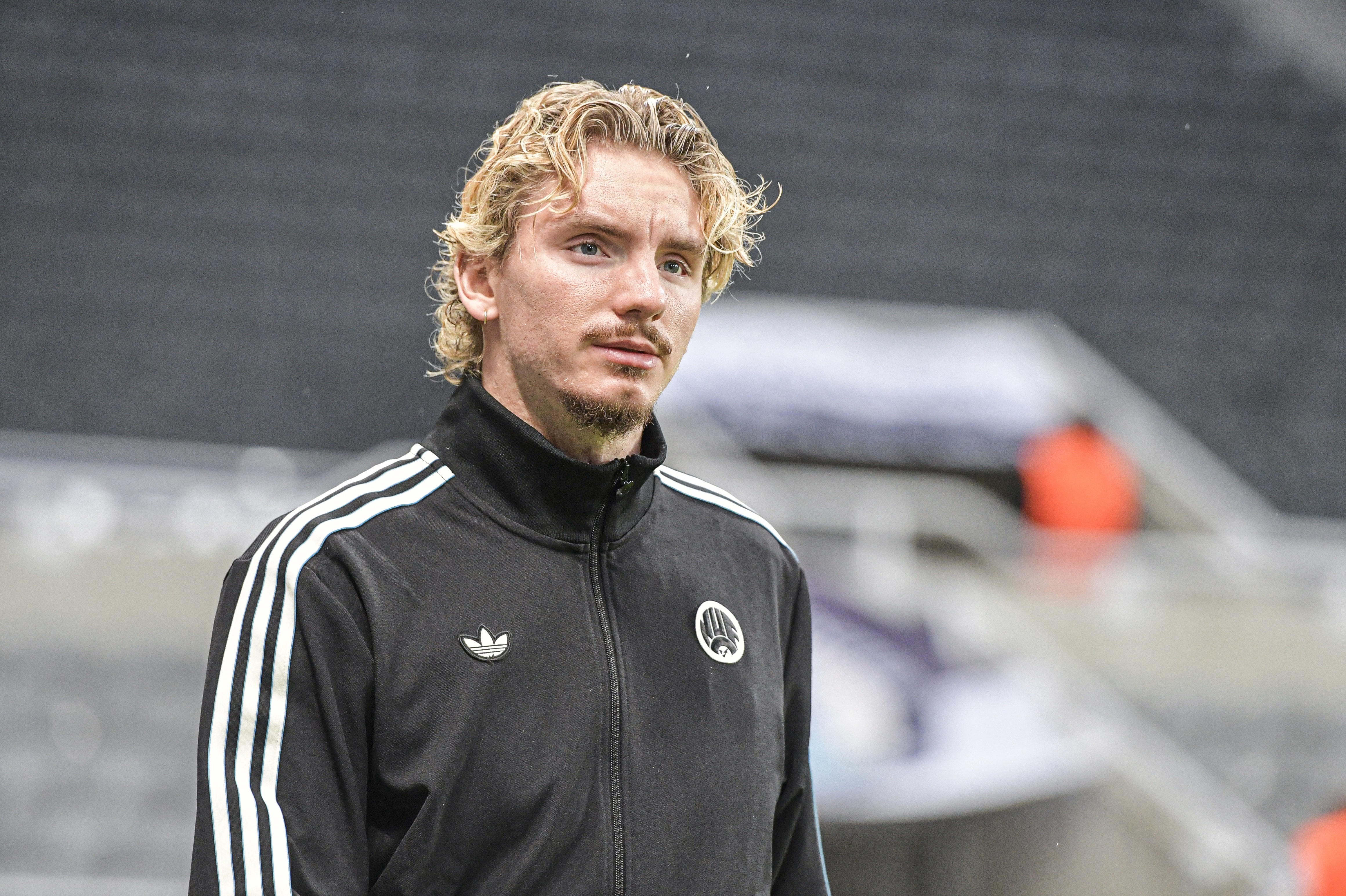 纽卡名宿罗伯·李炮轰夏窗引援 斥2.5亿英镑投入为恐慌性购买