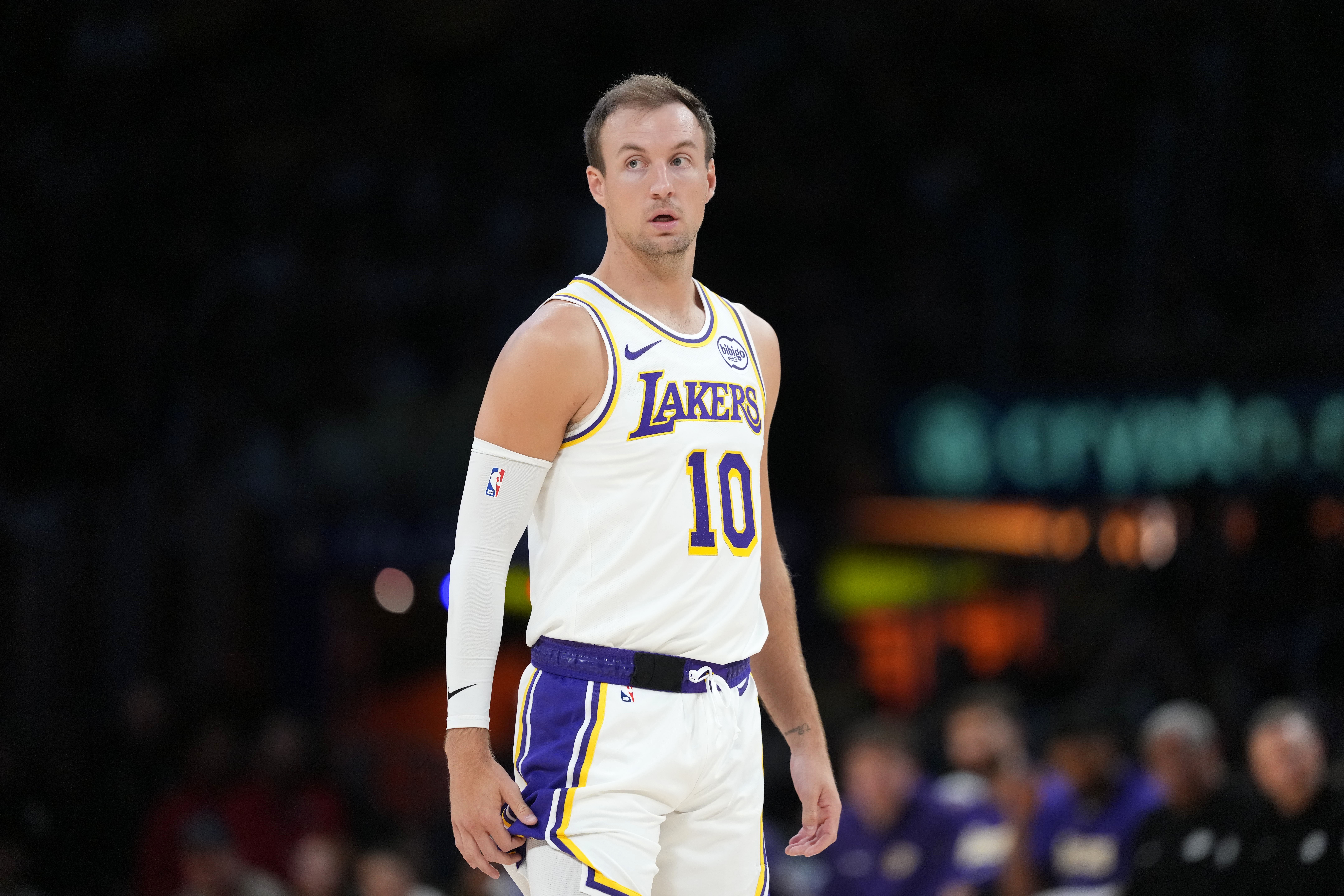 肯纳德谈惨败后心态 称缺阵无碍球队竞争实力