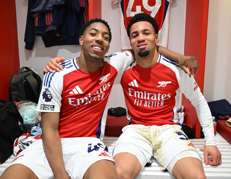 巴萨正式上诉欧足联 利物浦官宣罗伯逊离队