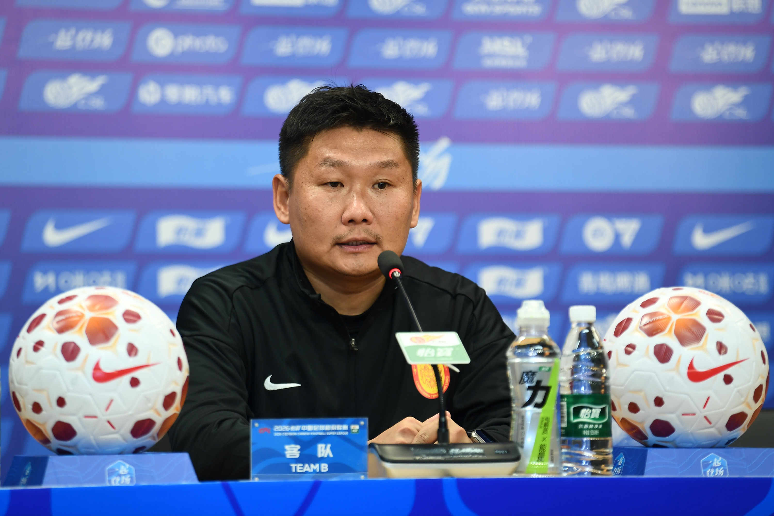 刘建业复盘十人鏖战 铜梁龙主场力克三镇 刘建业复盘十人鏖战 铜梁龙主场力克三镇