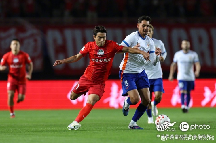 河南主场一球惜败山东 纳萨里奥伤退成转折