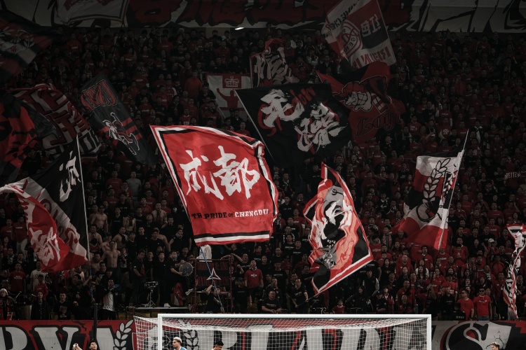 律师张冰代理成都蓉城欠薪案 冲超奖金纠纷进入庭审阶段 律师张冰代理成都蓉城欠薪案 冲超奖金纠纷进入庭审阶段