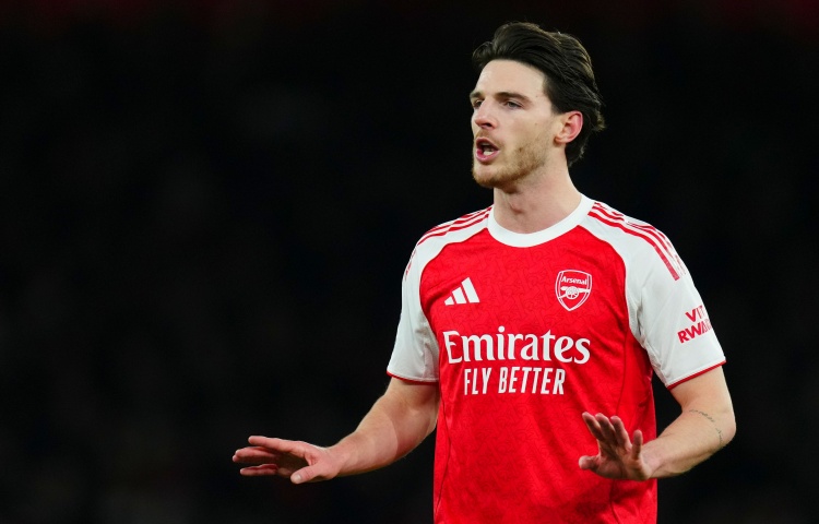 赖斯缺席阿森纳公开训练 厄德高萨卡等四人继续恢复