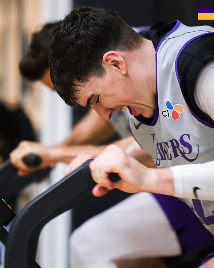 湖人备战G1释放高强度训练信号